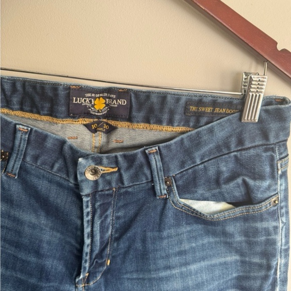 Lucky Brand Dark Blue Flare Jeans - Picture 4 of 9